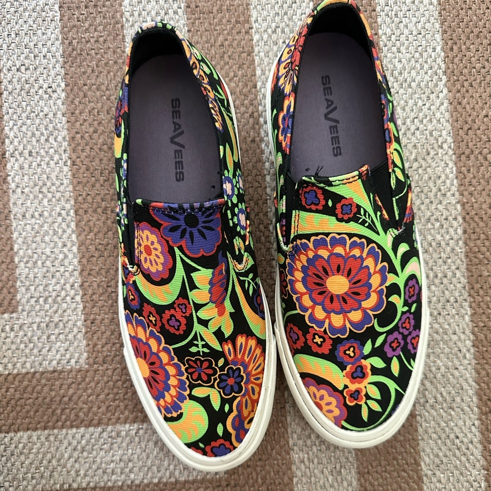 seavees baja platform, women’s size 8.5